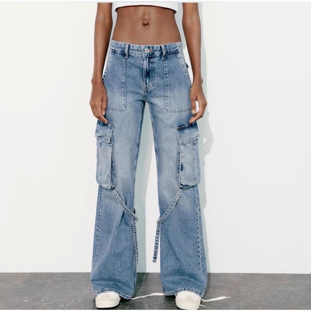 Zara Womens Light Wash Wide Leg Cargo Jeans Utility Strap Blue Denim Size 10